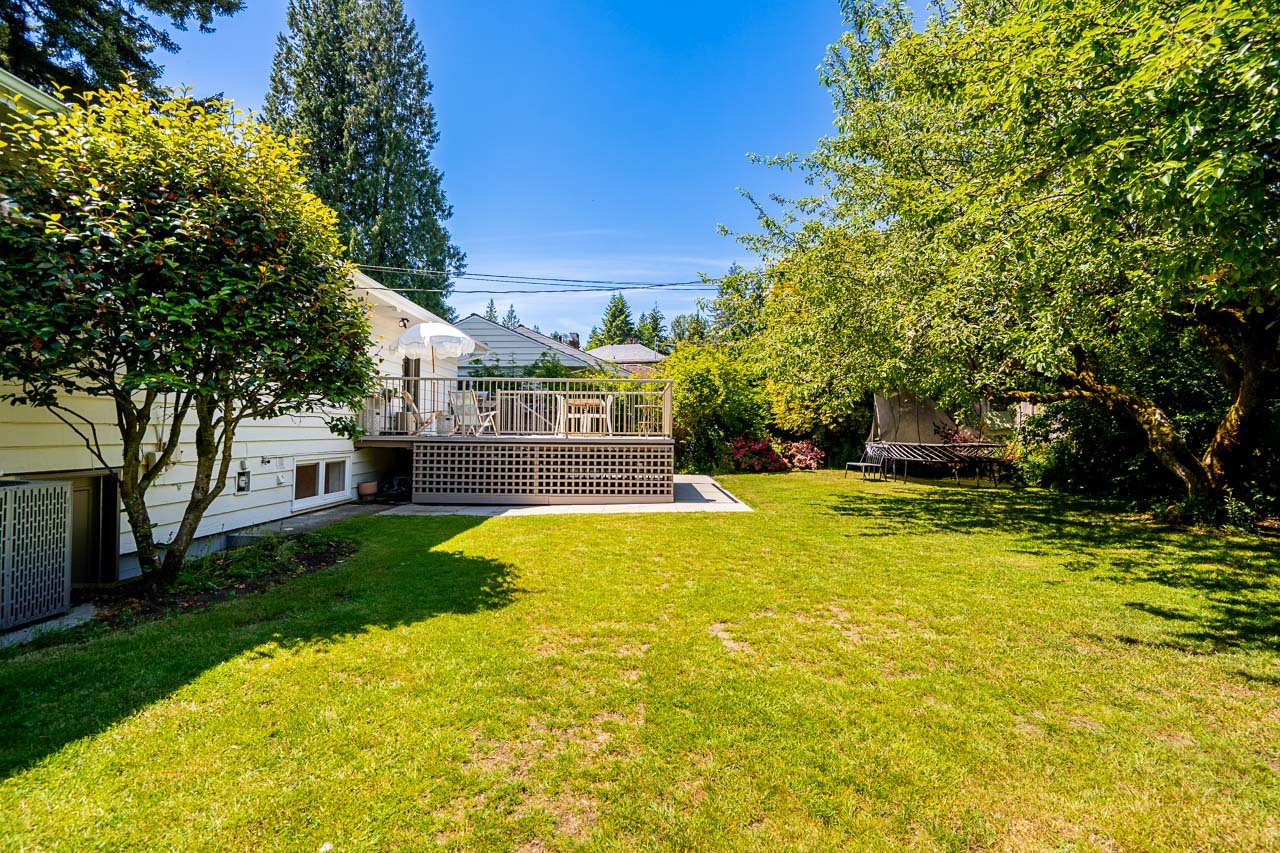 2784 Crescentview Drive North Vancouver-37